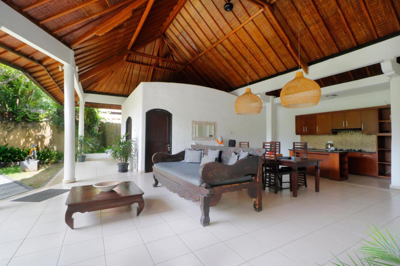 Singgah Villas Seminyak Екстериор снимка